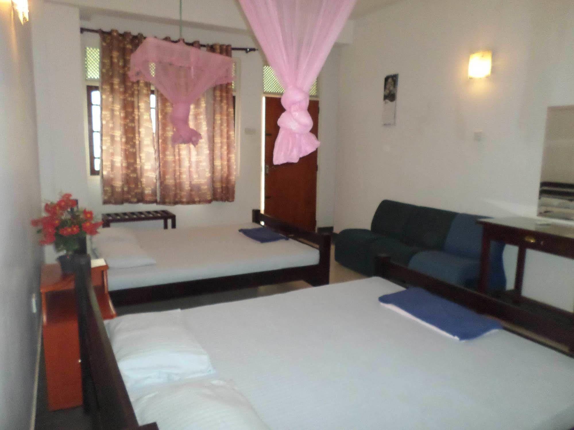Hotel Senora Kataragama Exterior foto
